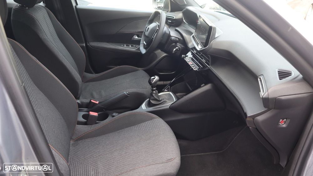Peugeot 2008 1.2 PureTech Style - 20