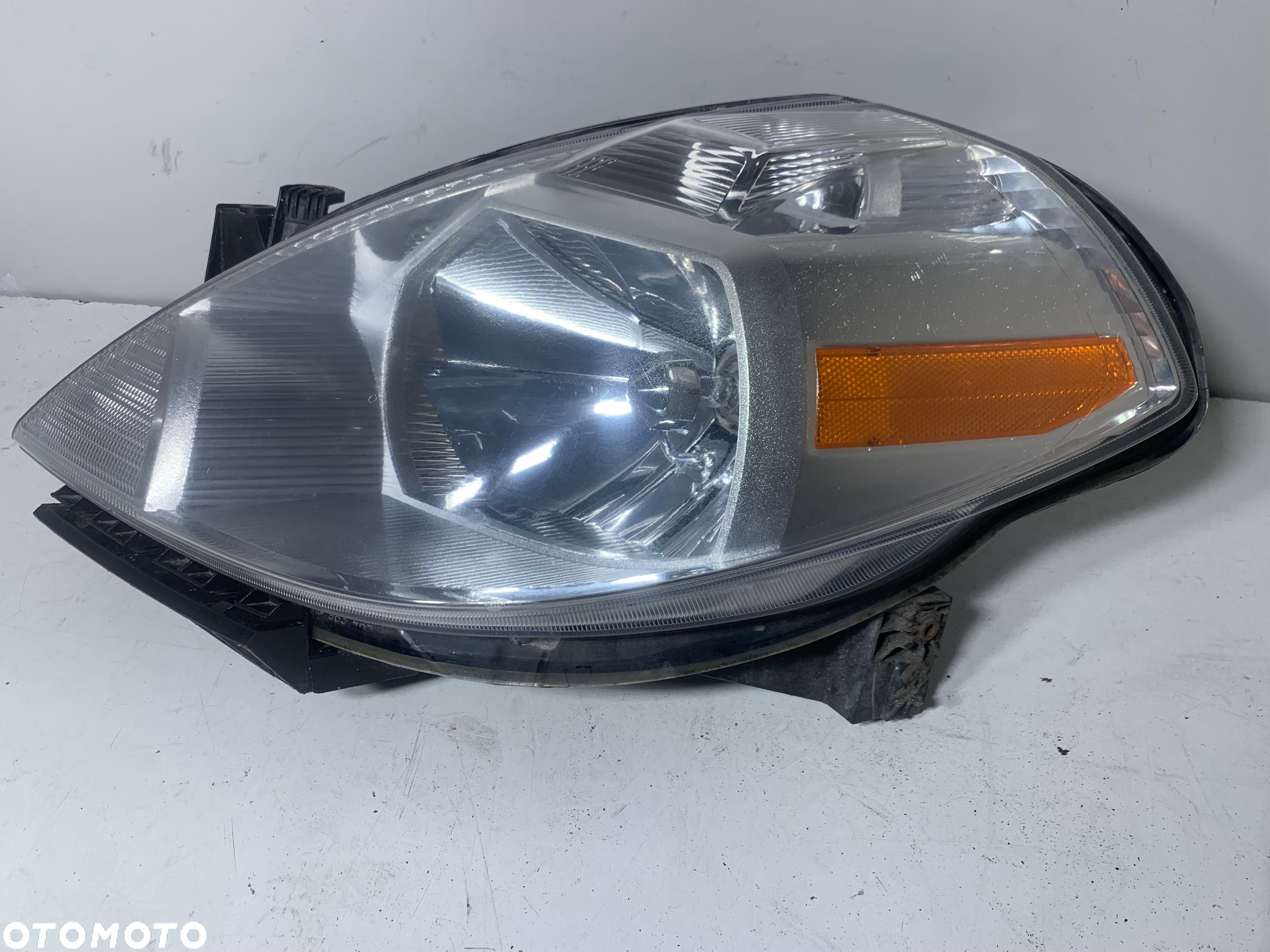 Lampa przód przednia prawa NISSAN TIDA - 6