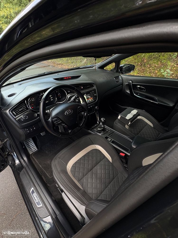 Kia Ceed 1.6 CRDi GT Line - 8