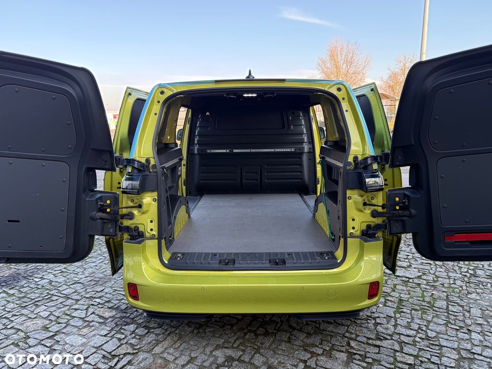 Volkswagen ID BUZZ CARGO 150kW - 20