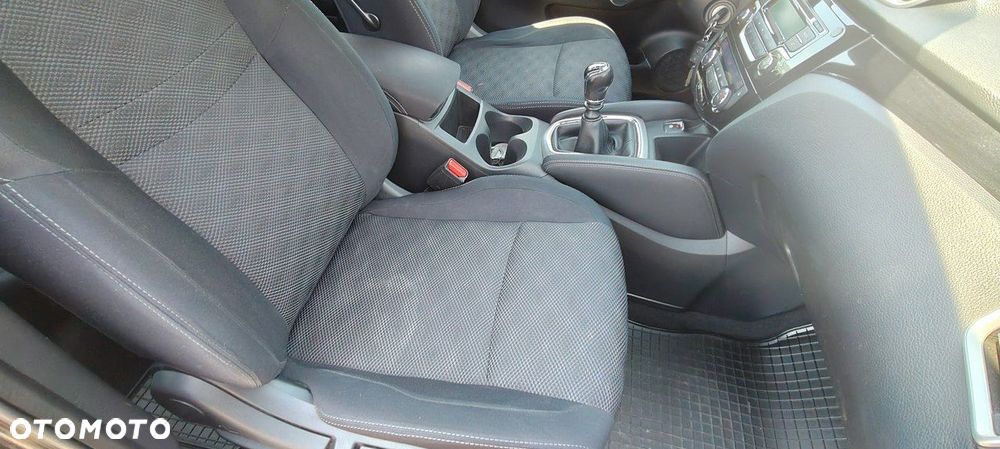 Nissan Qashqai 1.2 DIG-T Acenta EU6 - 12