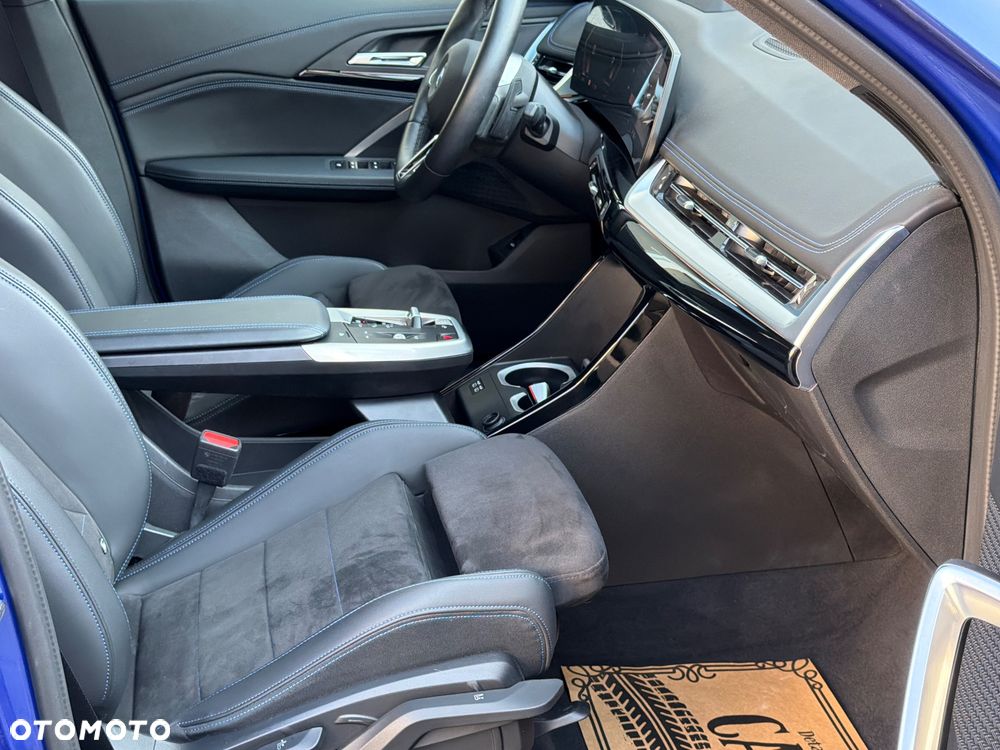 BMW X1 xDrive23i mHEV xLine - 17