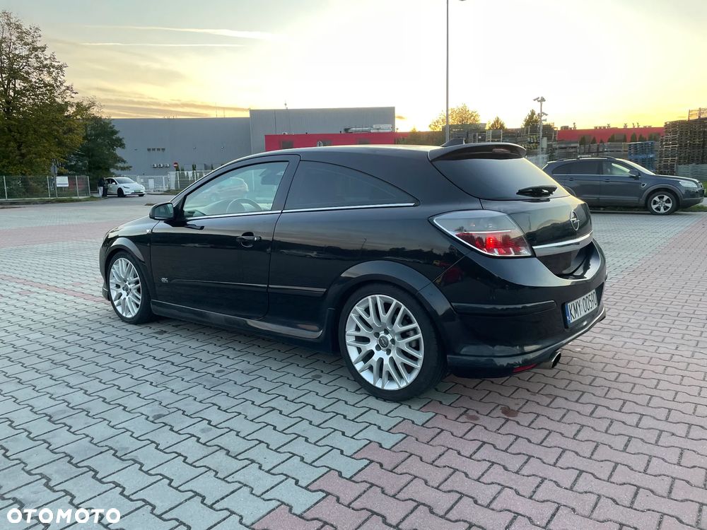 Opel Astra GTC 1.8 - 2