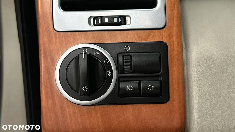 Land Rover Range Rover - 27