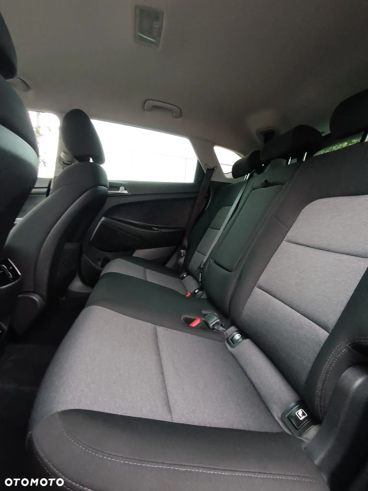 Hyundai Tucson blue 1.6 CRDi 2WD Style - 32