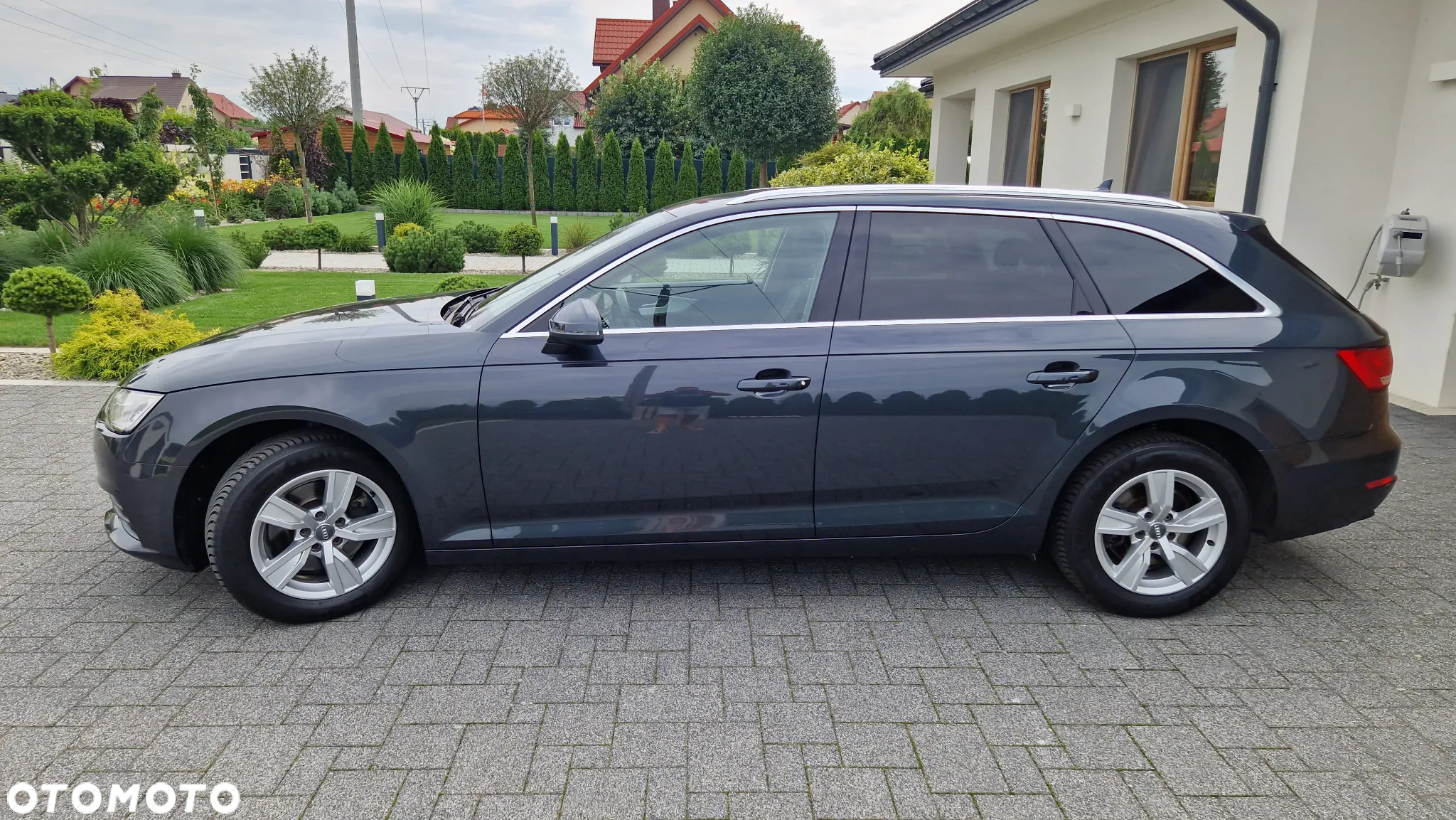 Audi A4 ver-2-0-tdi-s-tronic-sport - 3