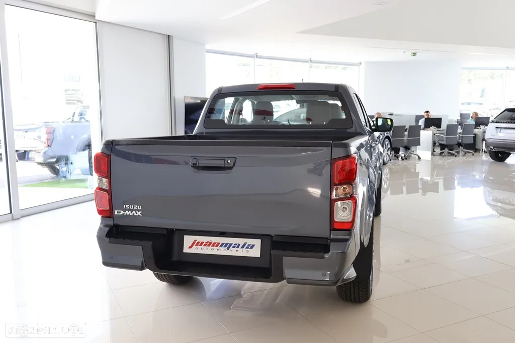 Isuzu D-Max 1.9 Ddi CD 4WD LS - 12