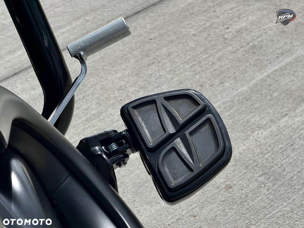 Suzuki Boulevard - 38