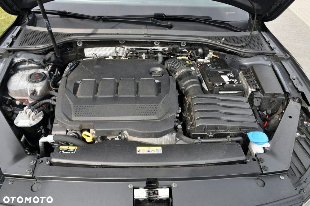 Volkswagen Passat Variant - 39