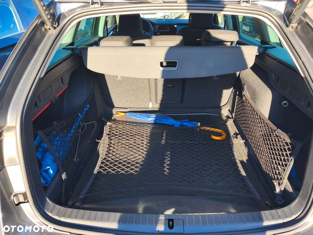 Skoda Octavia 2.0 TDI Selection DSG - 13