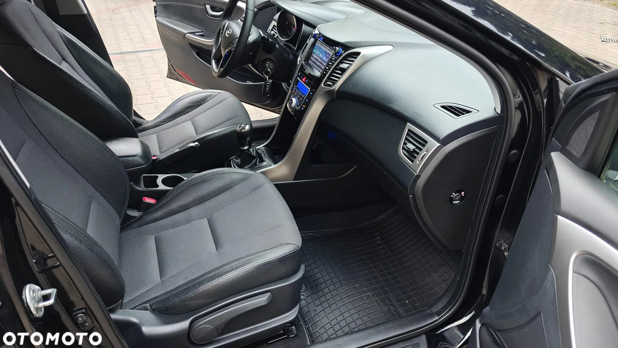 Hyundai i30 1.4 Premium - 17