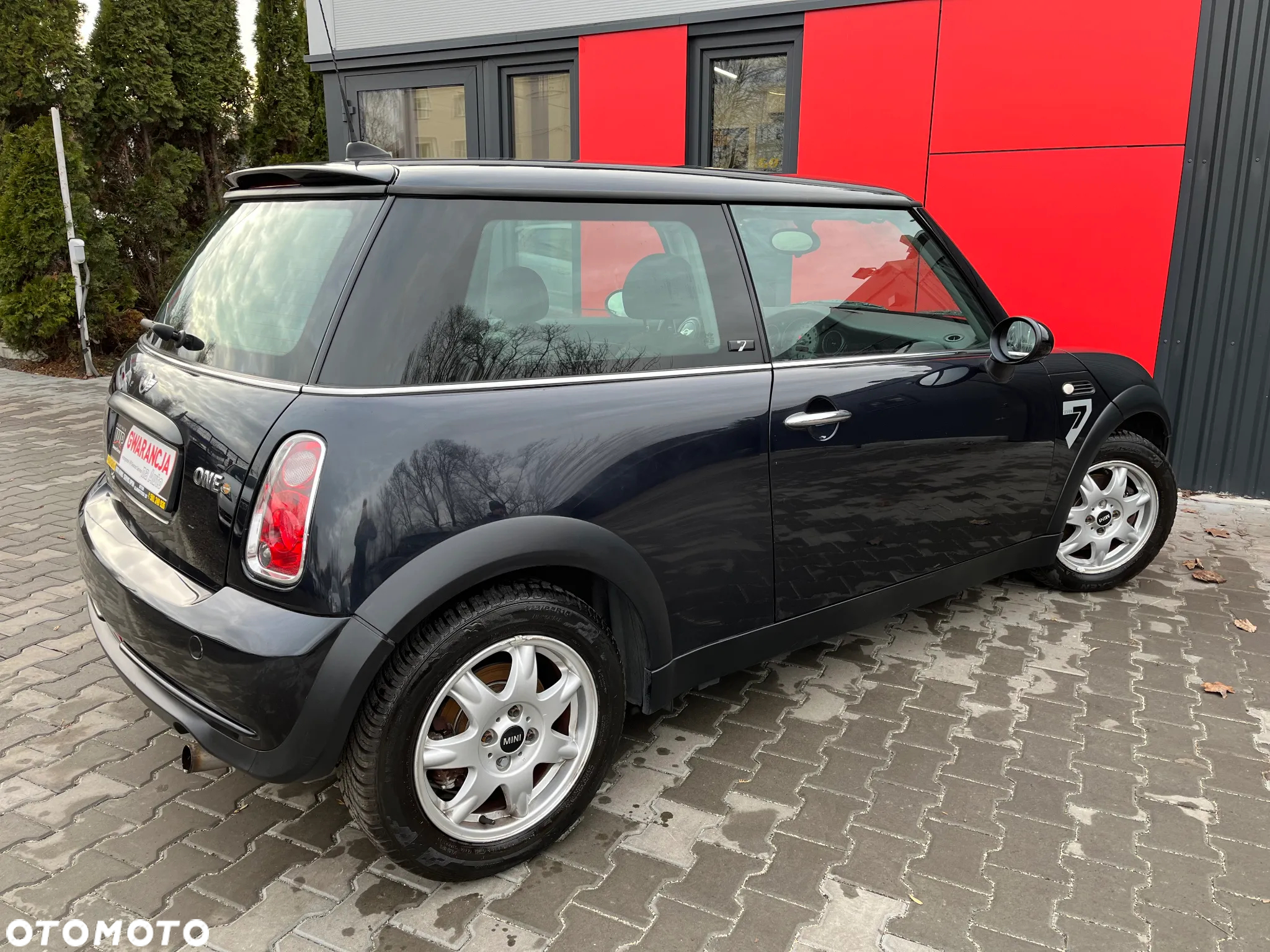 MINI ONE Standard - 6