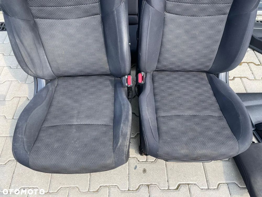 NISSAN QASHQAI II J11 FOTELE WNĘTRZE PRZEKŁADKA DUŃCZYKA - 4