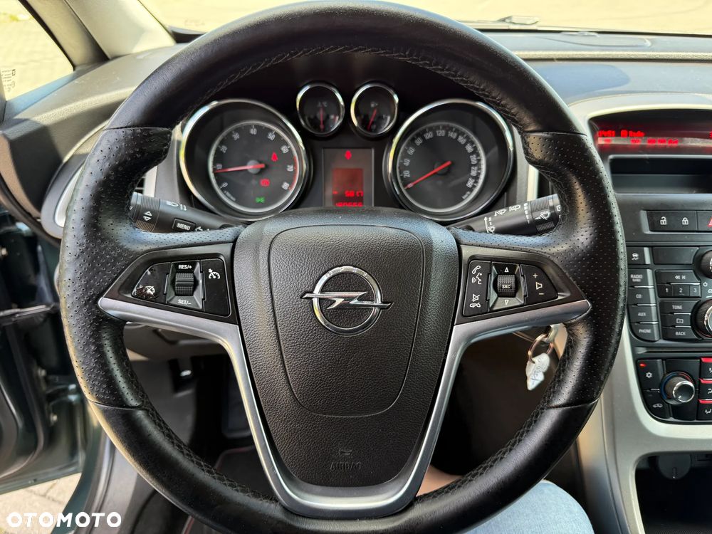 Opel Astra 1.6 Color Edition - 25