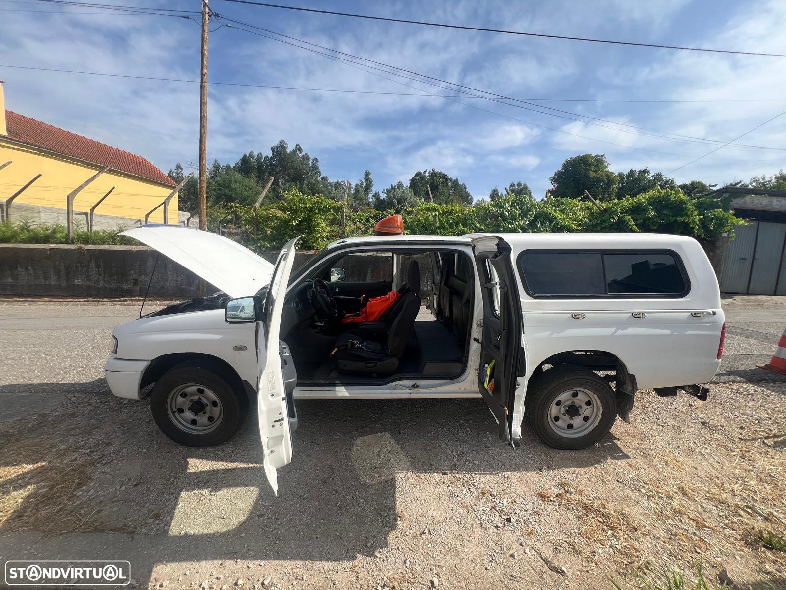 Mazda B 2500 2.5 TD Free-Style 4L CM - 4