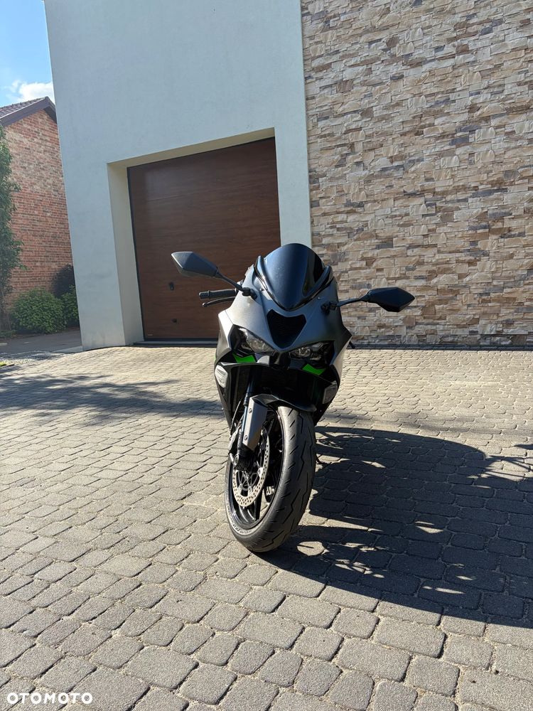 Kawasaki ZXR - 11