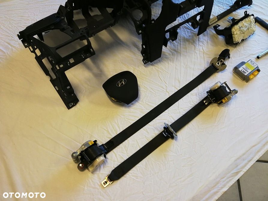 KONSOLA KOKPIT AIRBAG HYUNDAI IX35 - 2