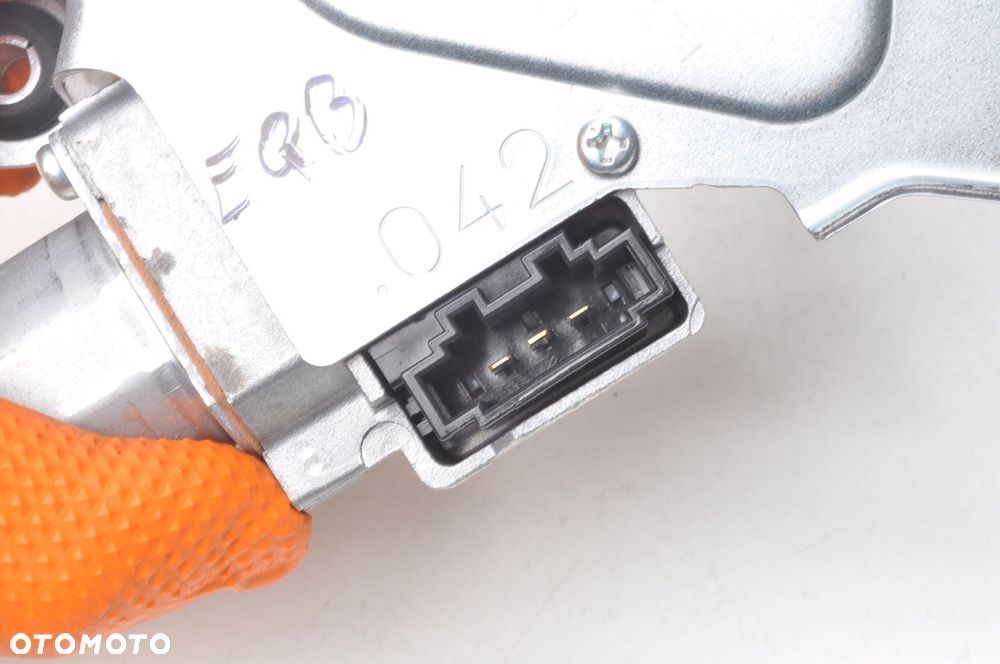 MERCEDES EQB X243 SILNICZEK WYCIERACZKI TYŁ A2479065102 - 5