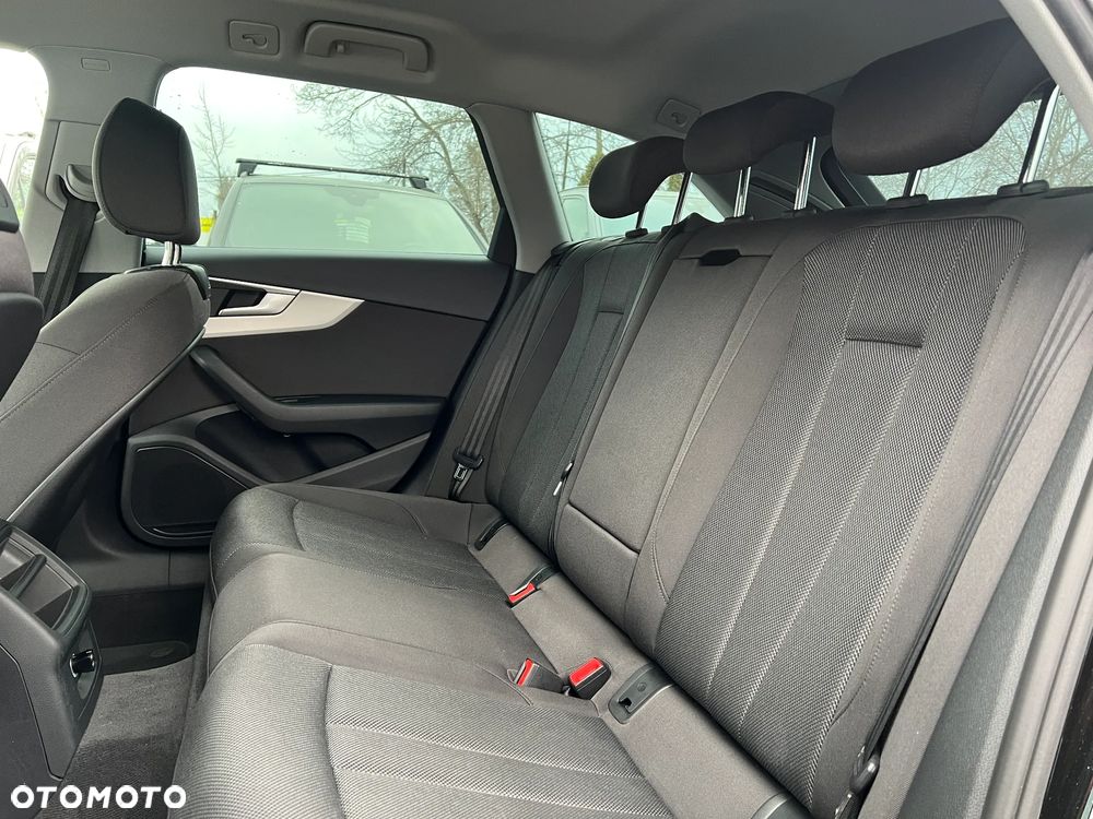 Audi A4 Allroad - 25