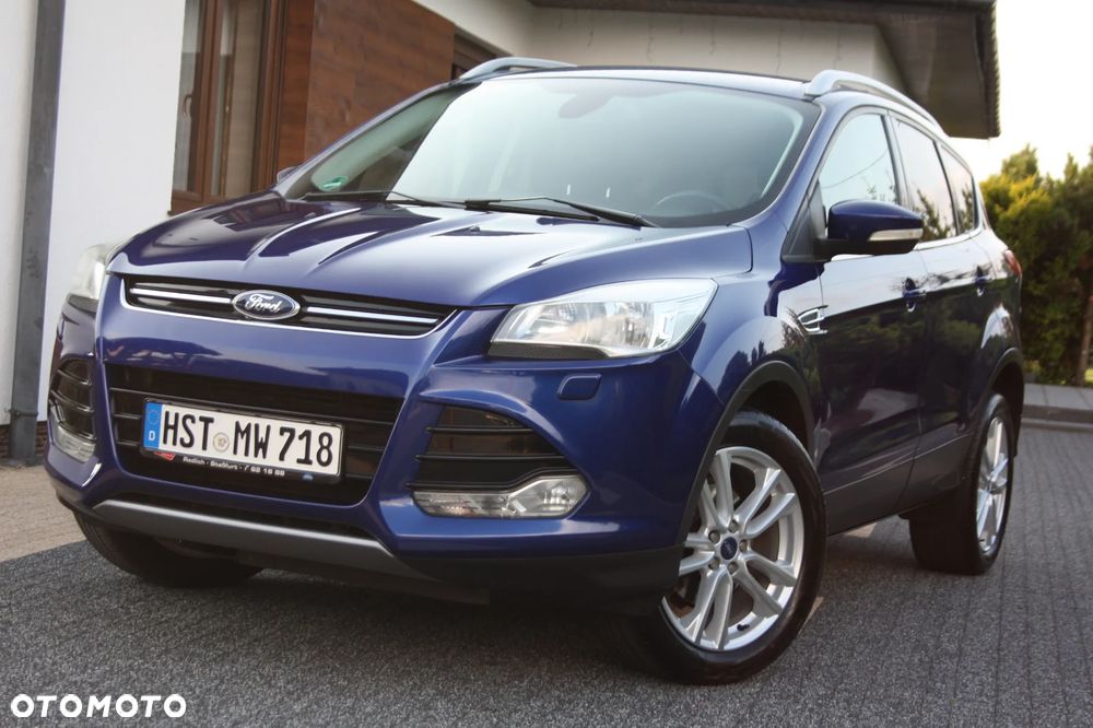 Ford Kuga 1.6 EcoBoost 2x4 Titanium - 3