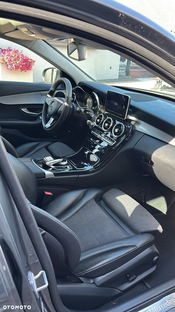 Mercedes-Benz Klasa C 250 9G-TRONIC Avantgarde - 15