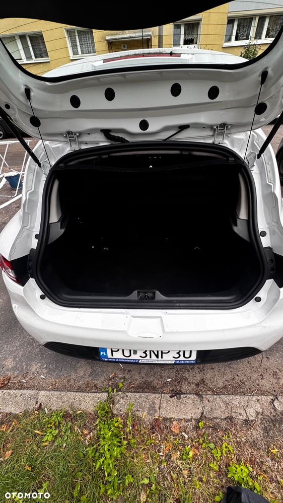 Renault Clio 1.5 dCi Alize - 10