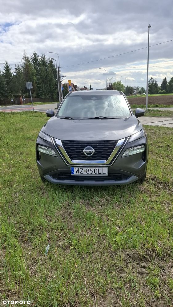 Nissan Rogue - 2