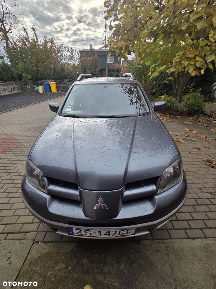 Mitsubishi Outlander 2.0 Comfort 4WD - 1