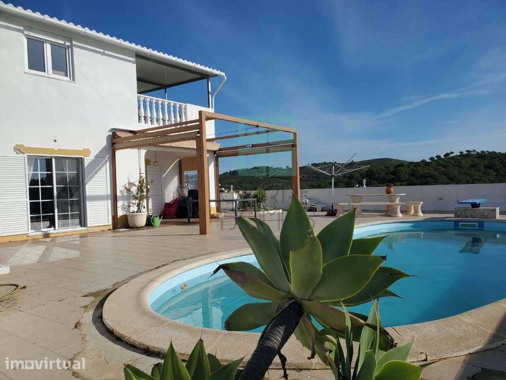 Moradia com Piscina e Amplo Terreno em Tavira. - Grande imagem: 4/22