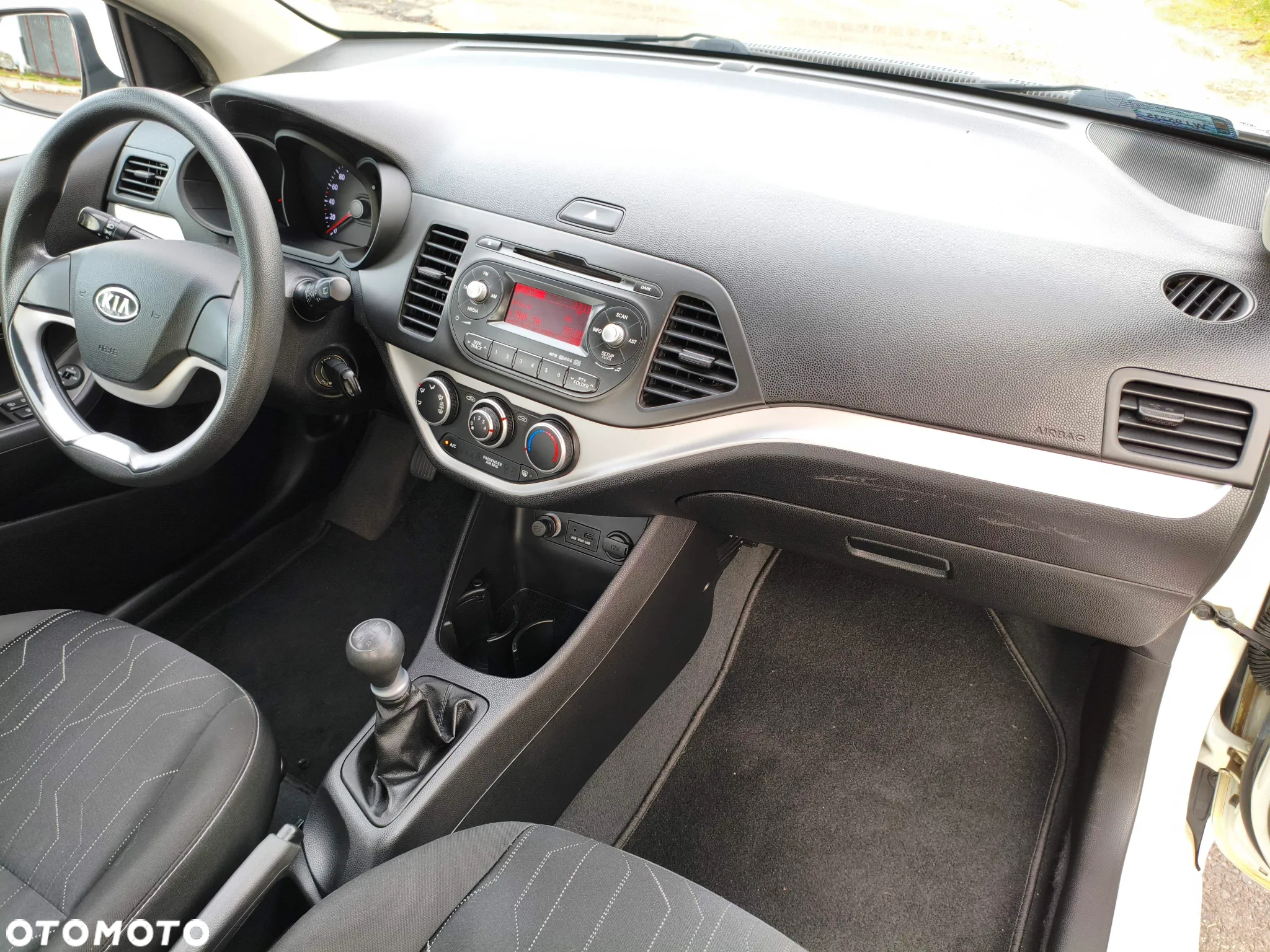 Kia Picanto 1.0 L - 13