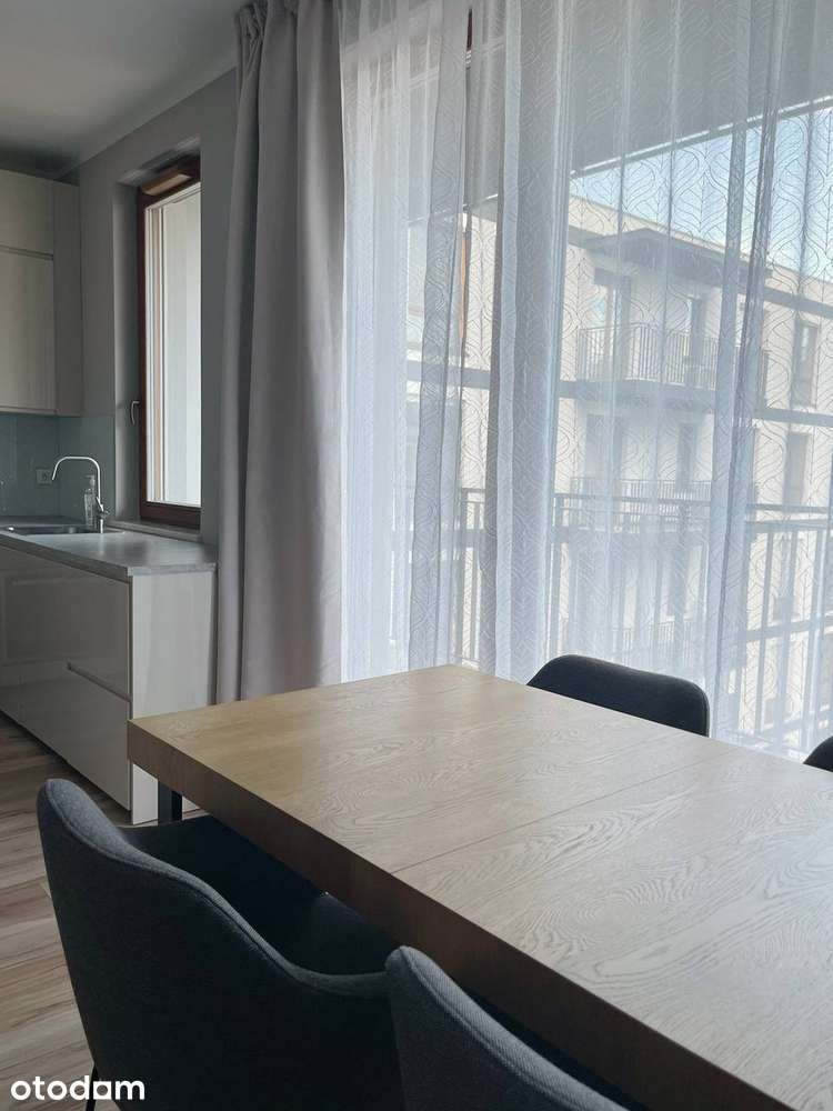 3 pokoje, Royal Residence,Wilanów miejsce parkingowe i komórka w cenie