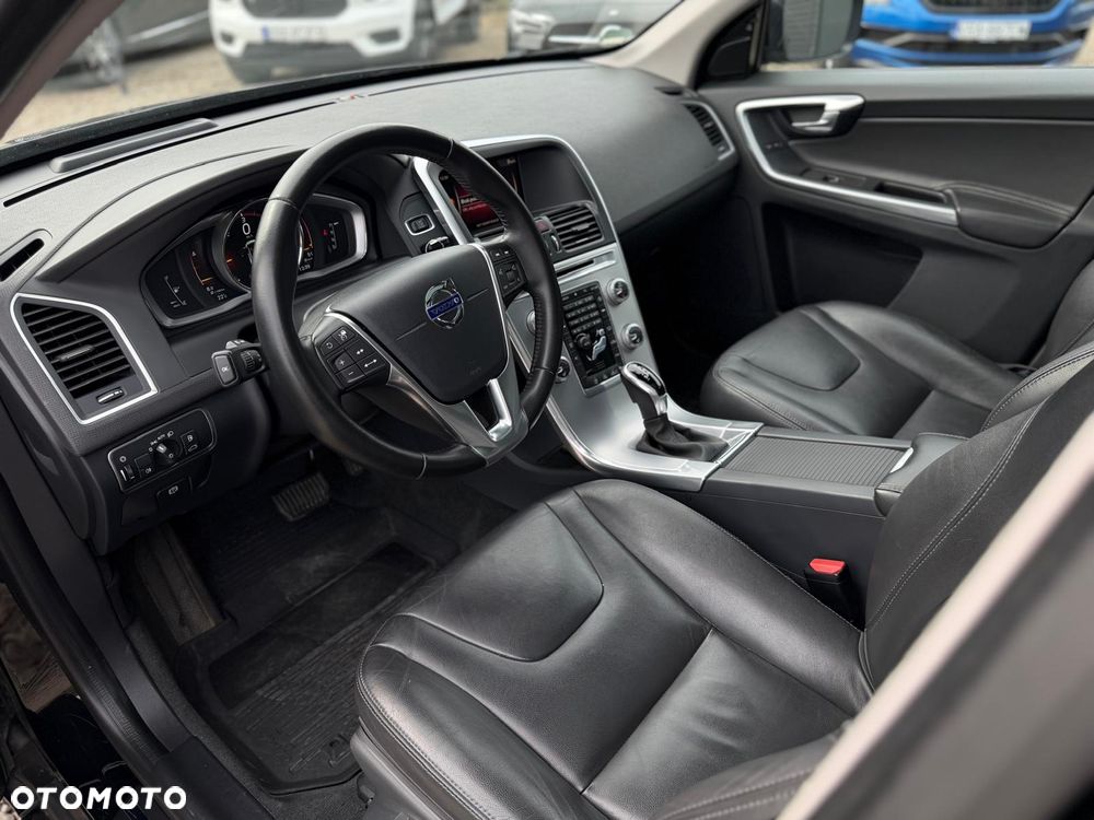 Volvo XC 60 D4 Geartronic Summum - 24