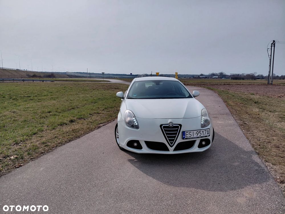 Alfa Romeo Giulietta - 1