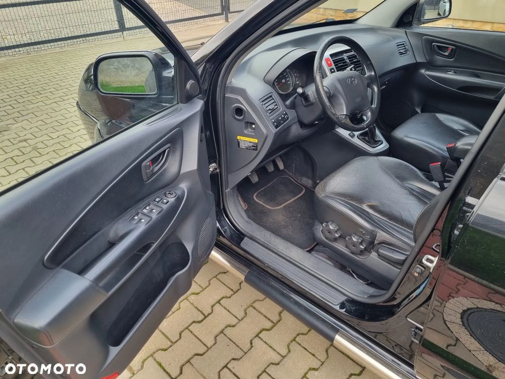 Hyundai Tucson 2.0 Comfort 2WD - 9