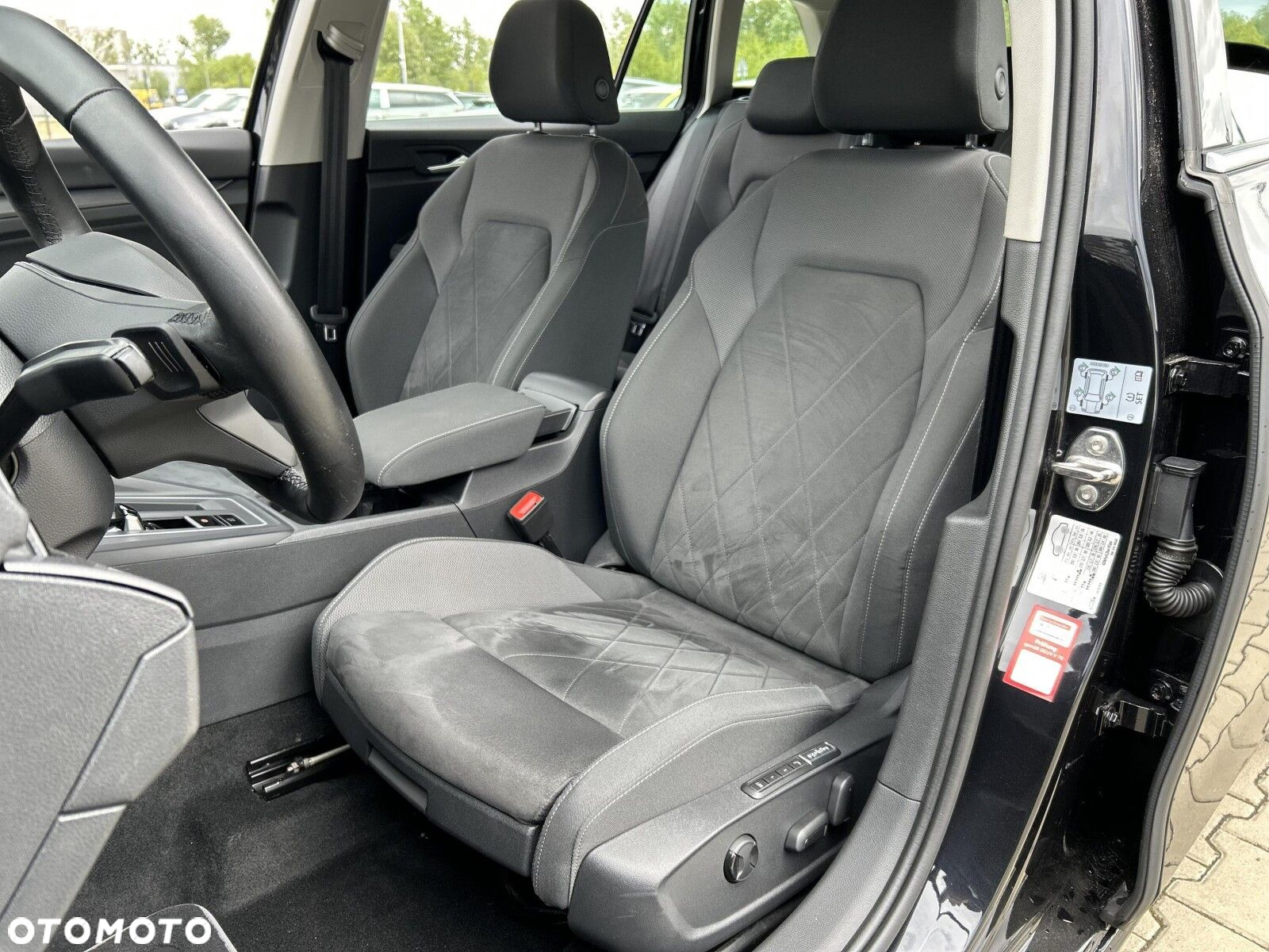 Volkswagen Golf VIII 2.0 TDI Style DSG - 9