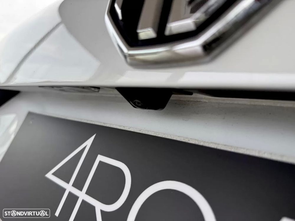 MG EHS 1.5 T-GDI Plug-in Hybrid Luxury - 40