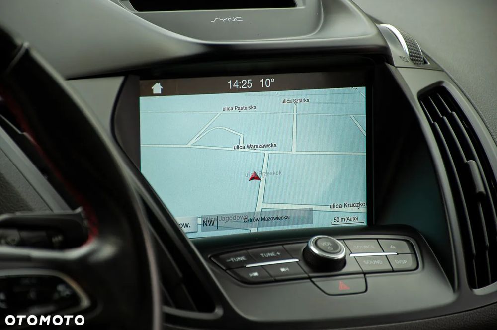 Ford Kuga - 35