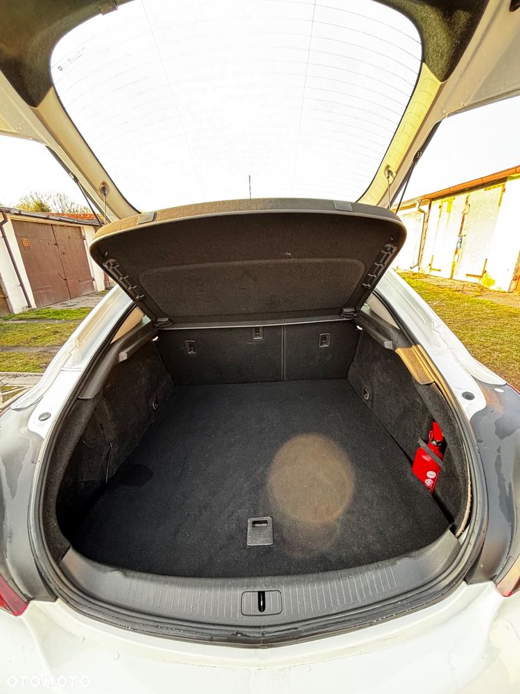 Opel Insignia 2.0 CDTI Design Edition - 9