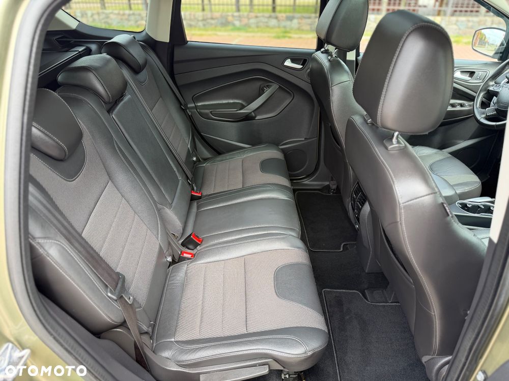 Ford Kuga 2.0 TDCi 4x4 Titanium - 15