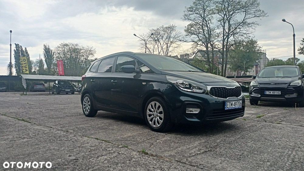 Kia Carens 1.7 CRDi L 7os - 15