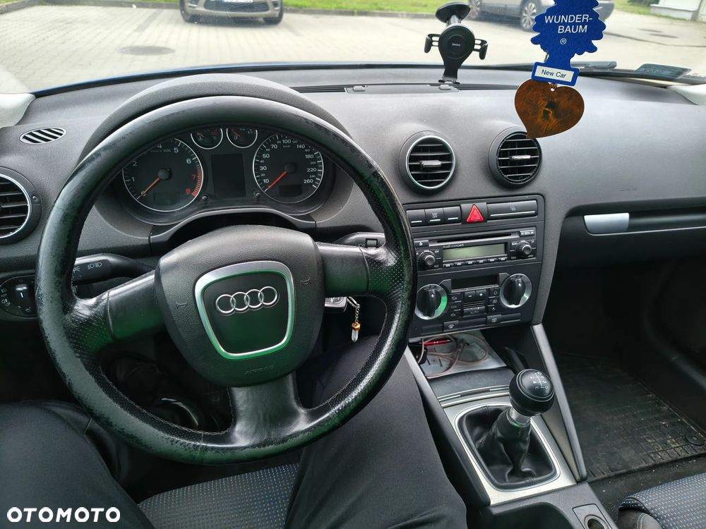 Audi A3 Sportback 1.6 FSI Ambition - 5