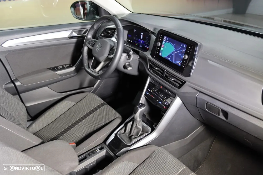 VW T-Roc 1.5 TSI Life DSG - 15