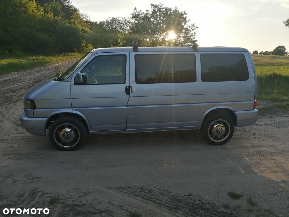 Volkswagen Multivan Standard - 1