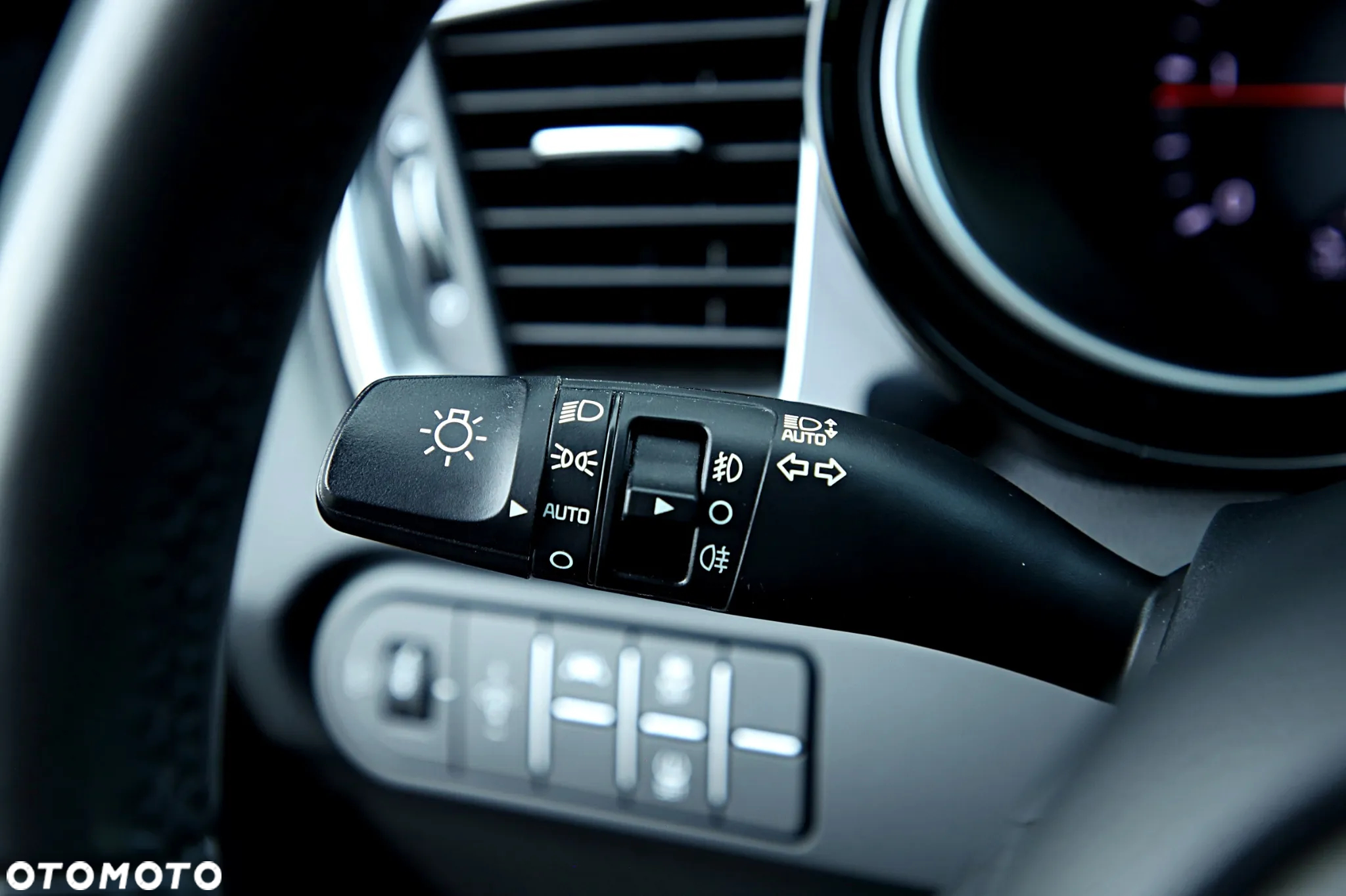Kia Ceed 1.6 CRDi SCR L Business Line - 27