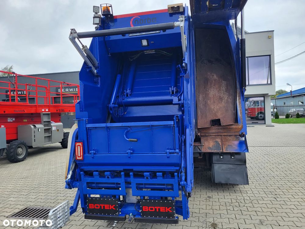 Mercedes-Benz ECONIC 2630 - 17