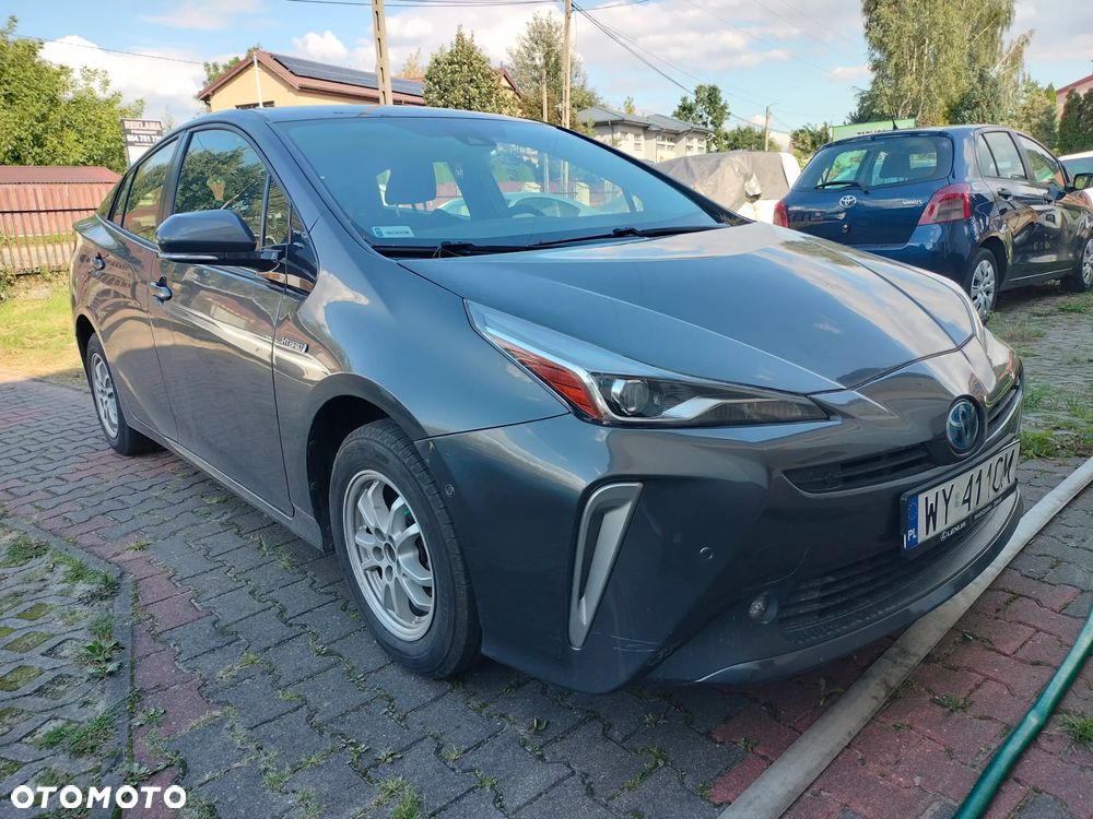 Toyota Prius Hybrid - 1