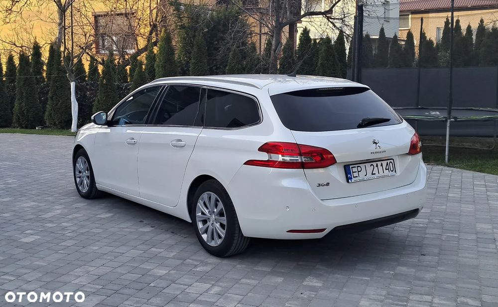 Peugeot 308 BlueHDi FAP 130 EAT8 Stop & Start Allure Pack - 5
