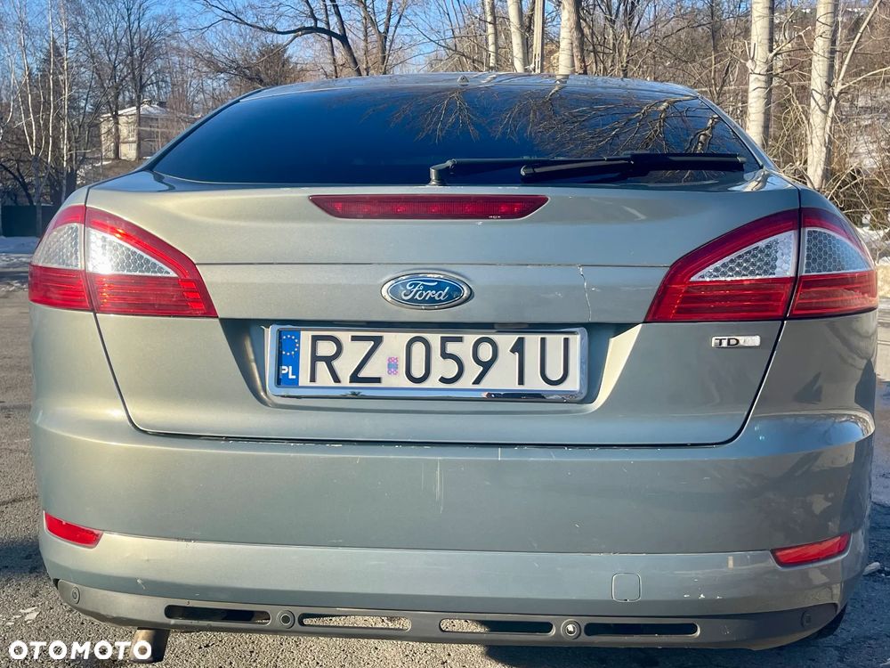 Ford Mondeo 2.0 TDCi Ghia - 6