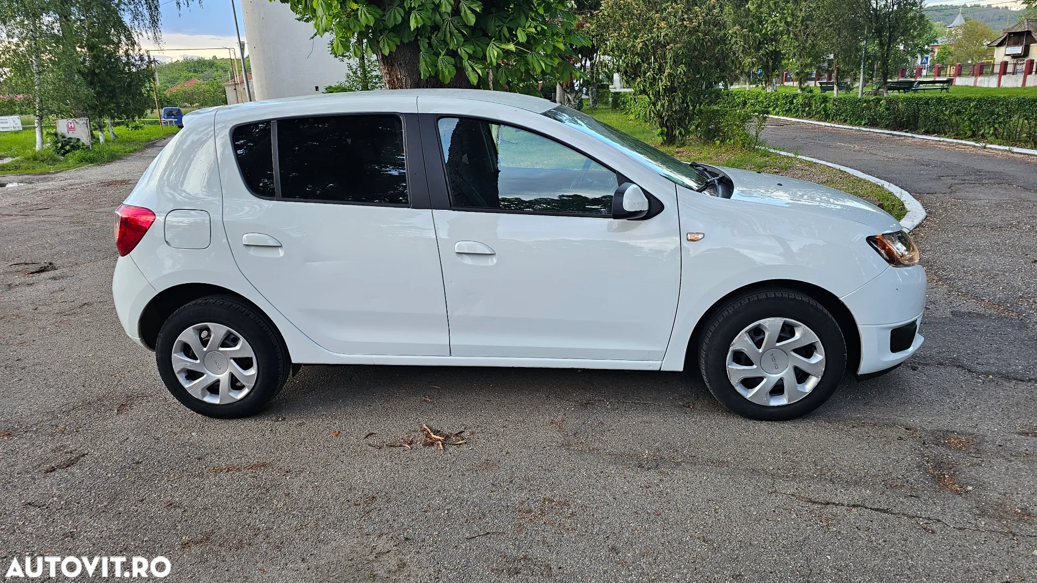 Dacia Sandero 1.2 16V 75 Ambiance - 7