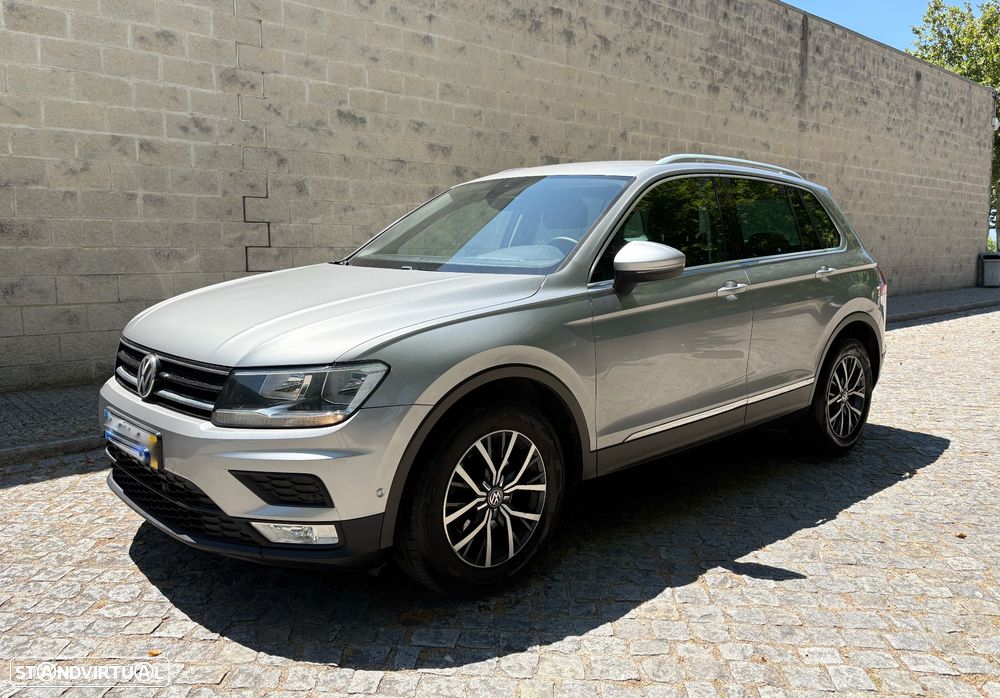 VW Tiguan 1.6 TDI Confortline - 22